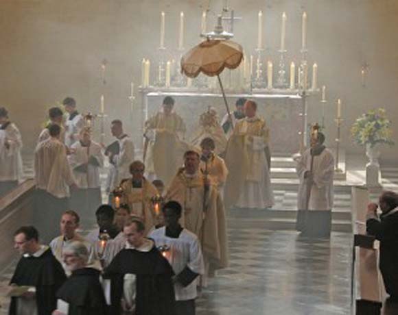 The Sacrament leaves Blackfriars church