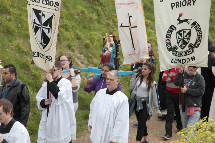 Holy mile procession2